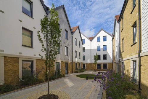 Apartment - Studio Main Photo