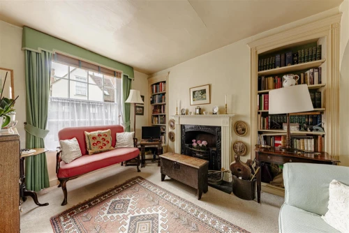 House - End Terrace Main Photo