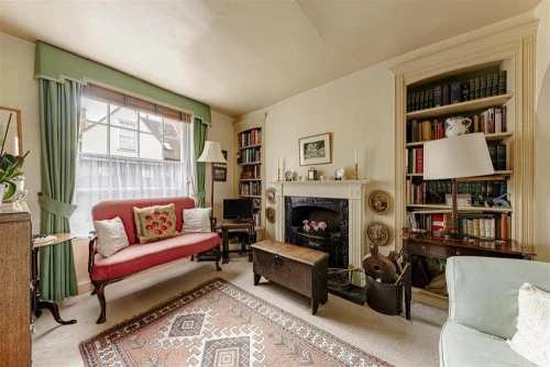 House - End Terrace Photo 2