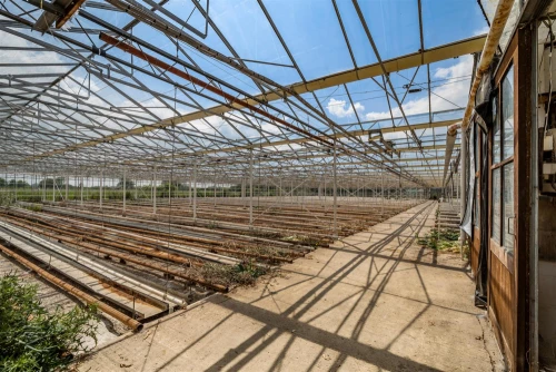 Commercial Main Photo