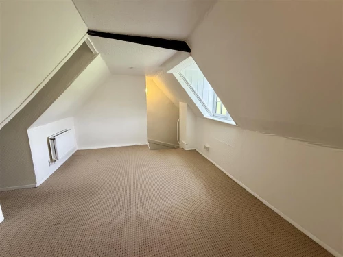 House - Terraced Main Photo