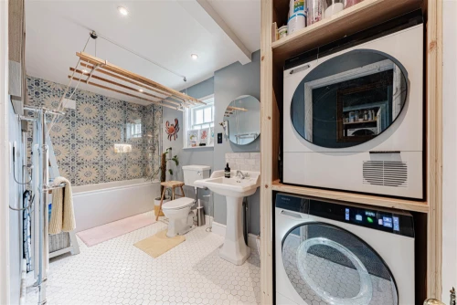 House - Detached Main Photo