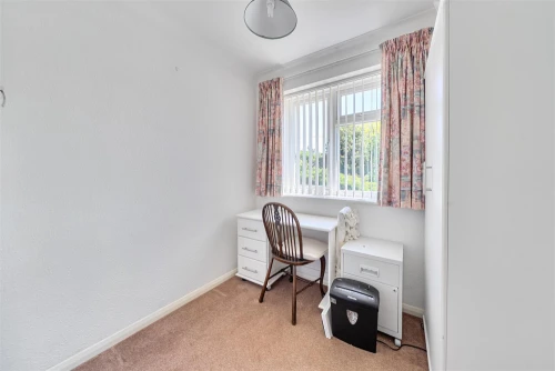 House - Semi-Detached Main Photo
