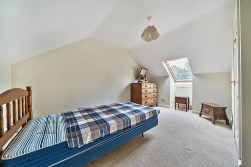 Bungalow - Semi Detached Main Photo