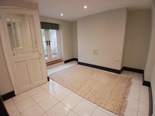 House - Terraced Main Photo