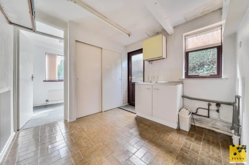 Bungalow - Detached Main Photo