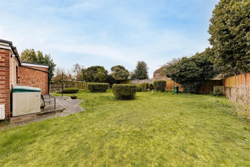 Bungalow - Detached Main Photo