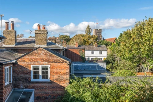 House - Townhouse Main Photo