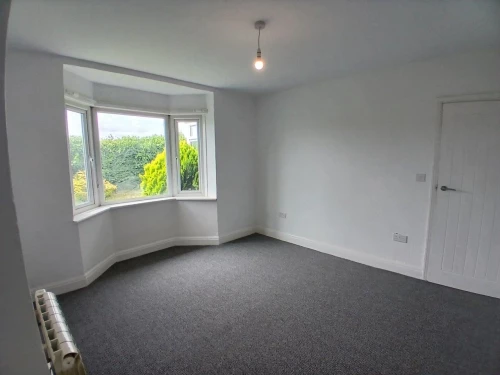 Bungalow - Detached Main Photo