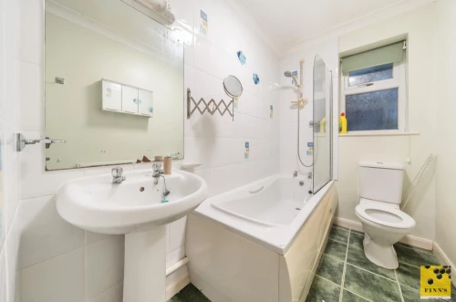 Bungalow - Detached Main Photo