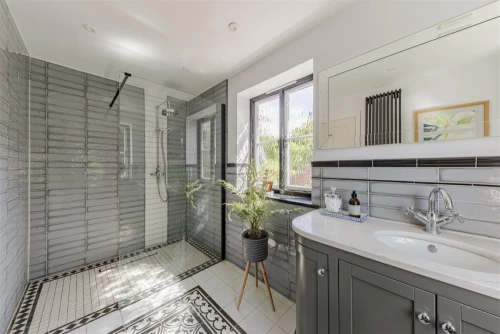 House - Detached Main Photo