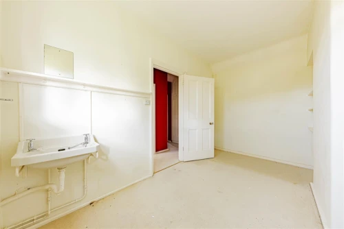 Bungalow - Semi Detached Main Photo