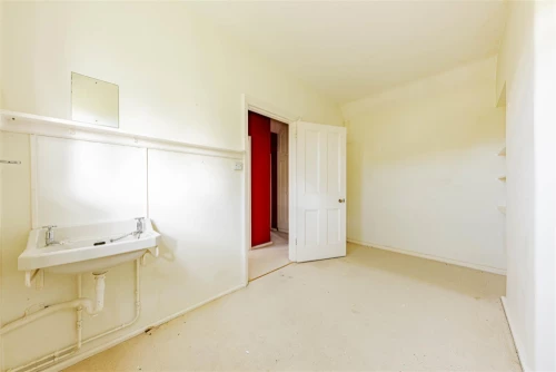 Bungalow - Semi Detached Main Photo