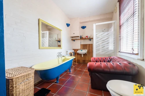 House - Detached Main Photo