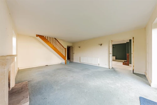 Bungalow - Semi Detached Main Photo