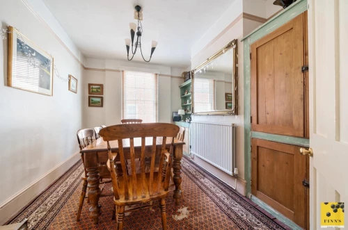 House - Detached Main Photo