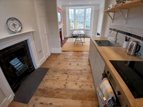 House - Terraced Main Photo