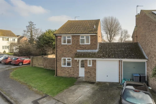 House - Link Detached Main Photo