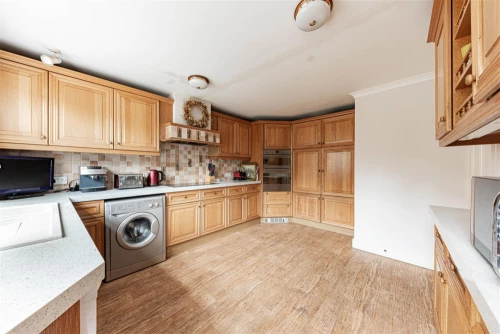 House - Terraced Main Photo