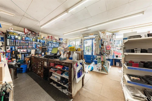 Retail Main Photo