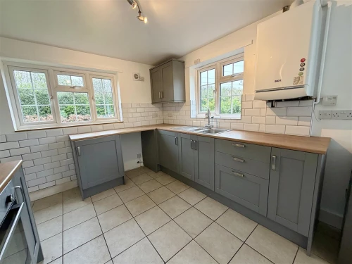 House - Terraced Main Photo
