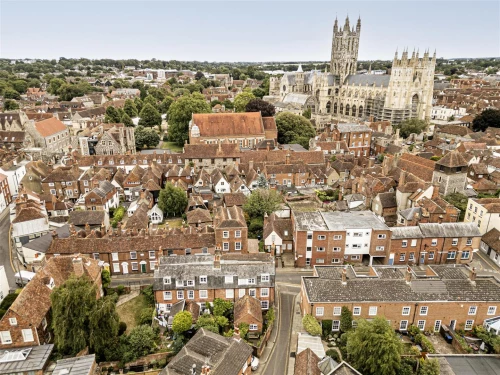 House - End Terrace Photo 2