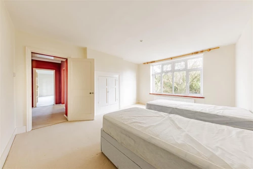 Bungalow - Semi Detached Main Photo