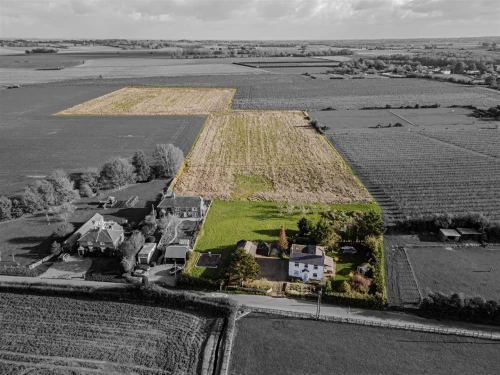 House - Detached Main Photo