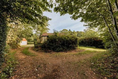 Bungalow - Detached Main Photo