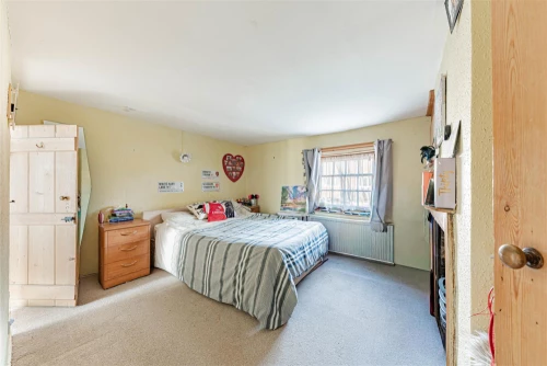 House - Terraced Main Photo