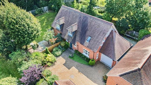 House - Detached Main Photo