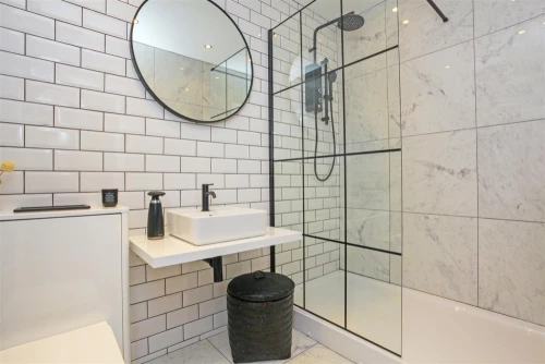 House - End Terrace Main Photo