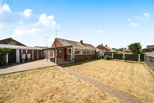 Bungalow - Semi Detached Main Photo