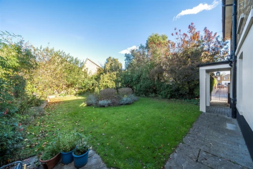 House - Townhouse Main Photo