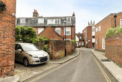 House - End Terrace Main Photo