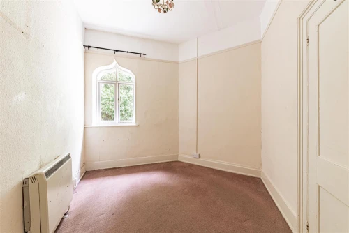 Bungalow - Detached Main Photo