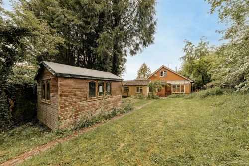 Bungalow - Detached Main Photo