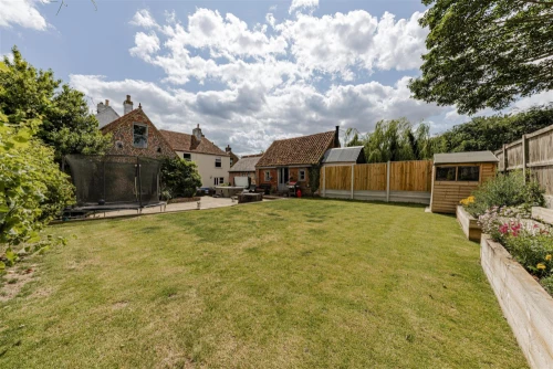 House - Detached Main Photo