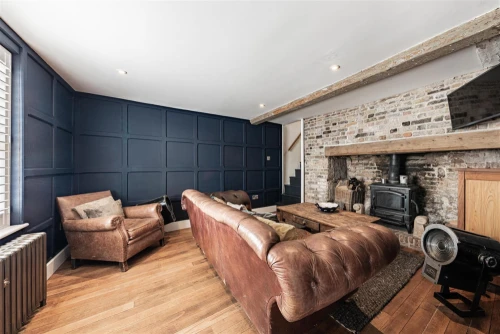 House - Terraced Main Photo