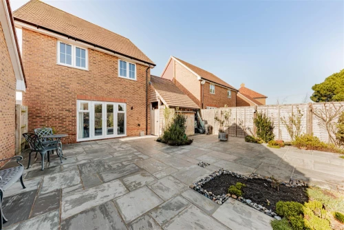 House - Detached Main Photo