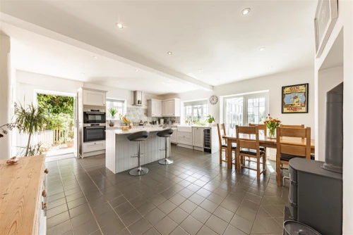 House - Terraced Main Photo