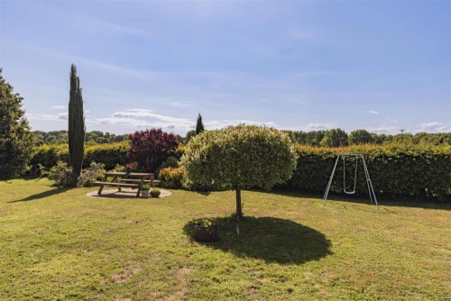 House - Terraced Main Photo