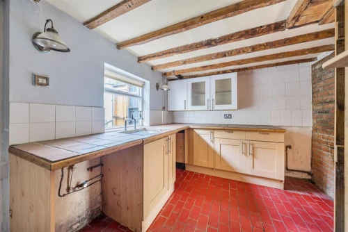 House - End Terrace Main Photo