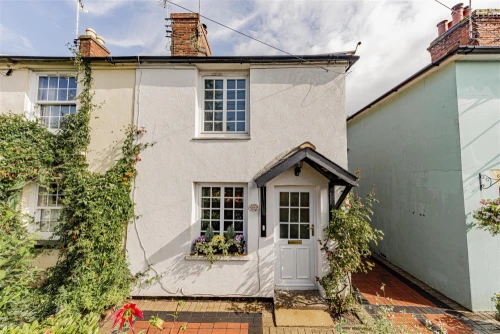 House - End Terrace Main Photo