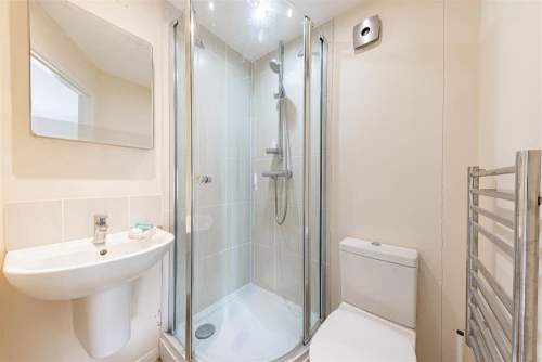 House - Terraced Main Photo