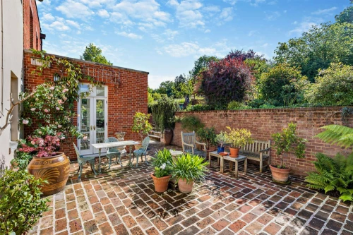 House - Detached Main Photo