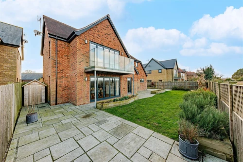 House - Detached Main Photo