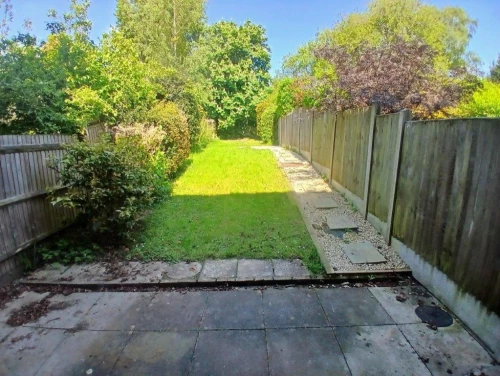 House - Townhouse Photo 1