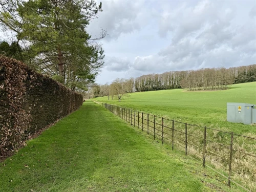 House - Terraced Main Photo
