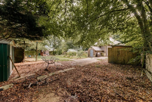 Bungalow - Detached Main Photo